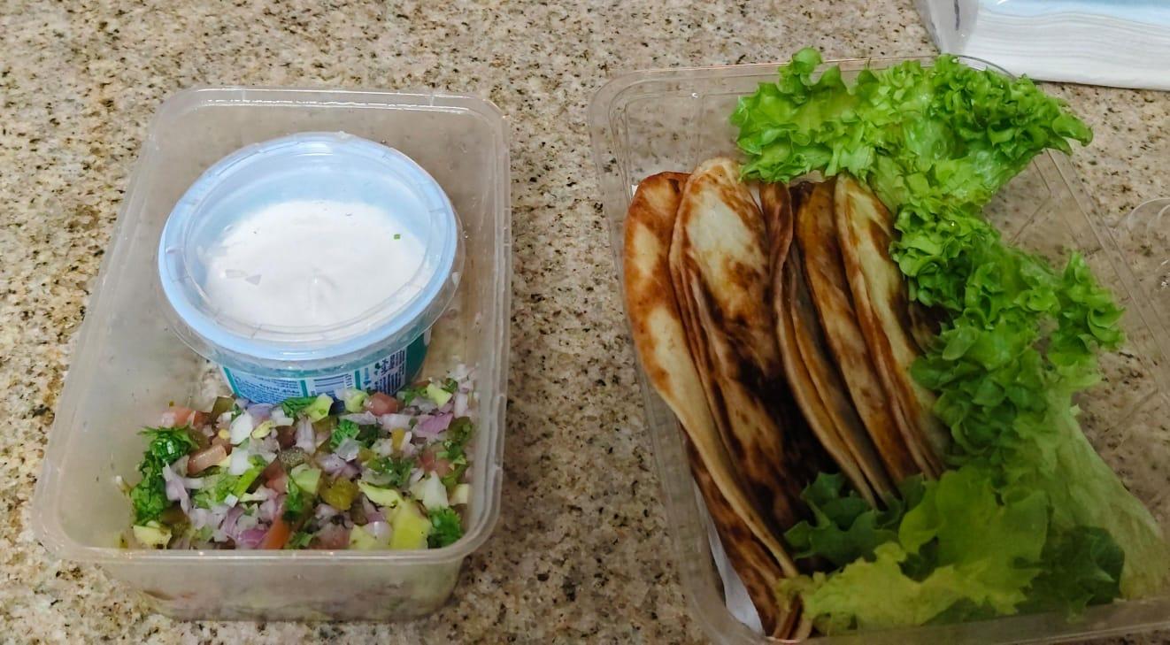 Cheezy Ground Beef Tacos